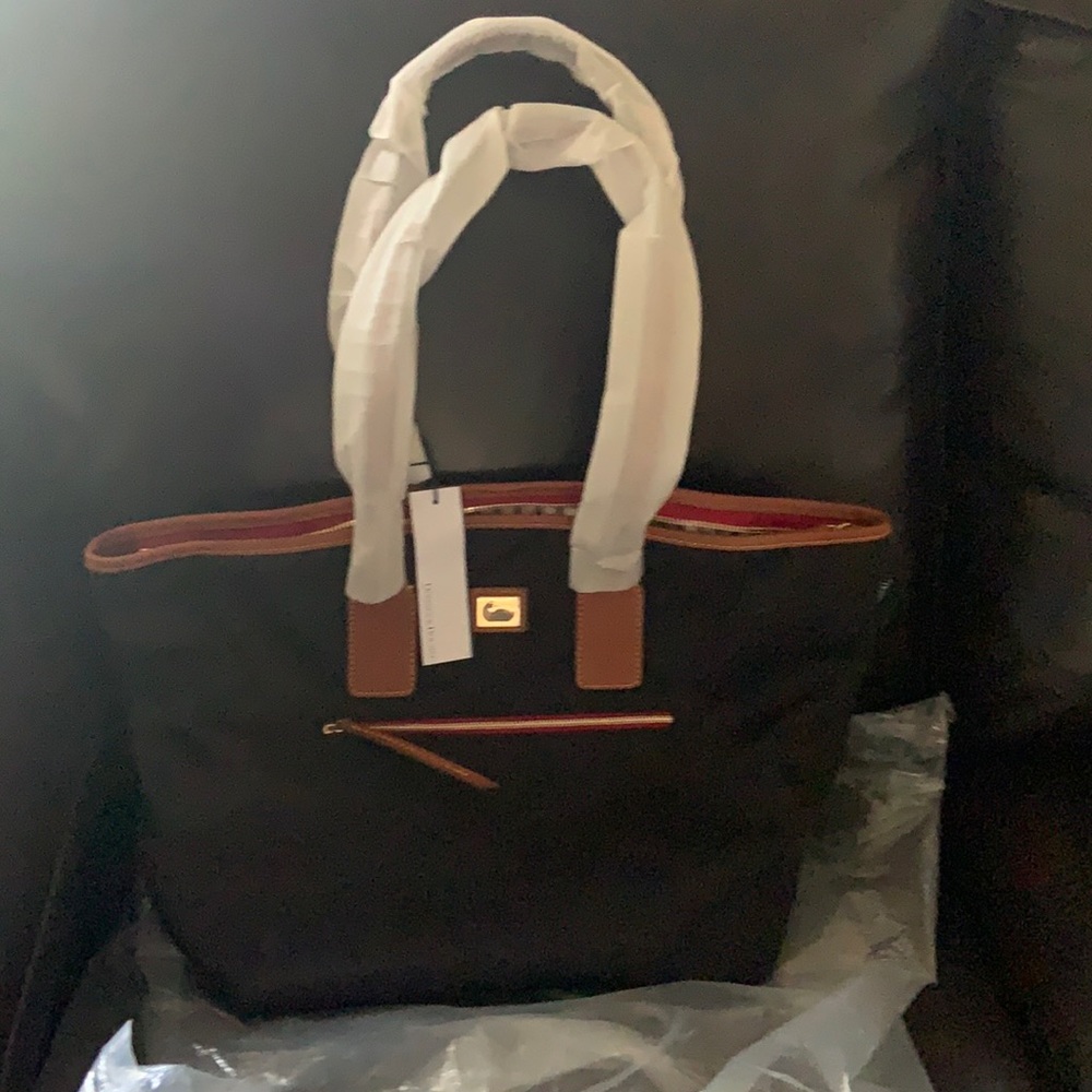 NWT Dooney & Bourke Black & Gold Nylon Tote